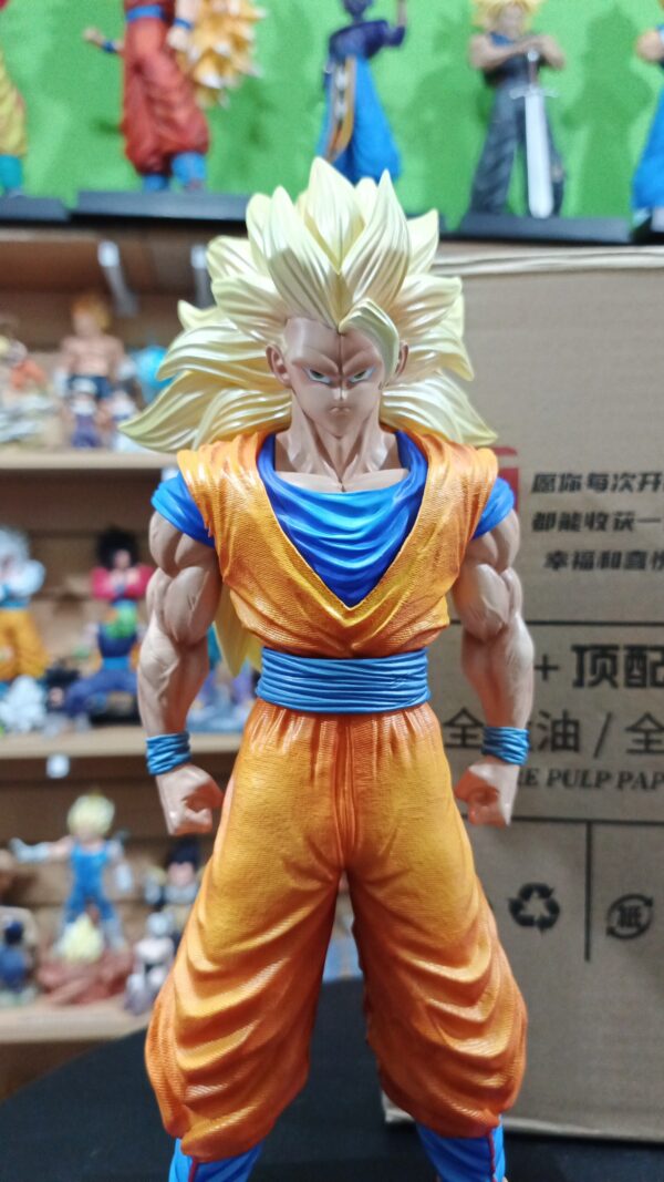 Goku face 3
Dragón Ball Z 
Tamaño:33cm