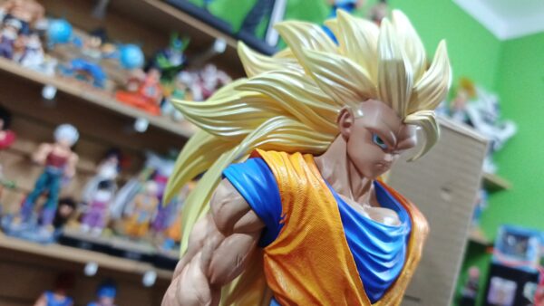 Goku face 3
Dragón Ball Z 
Tamaño:33cm