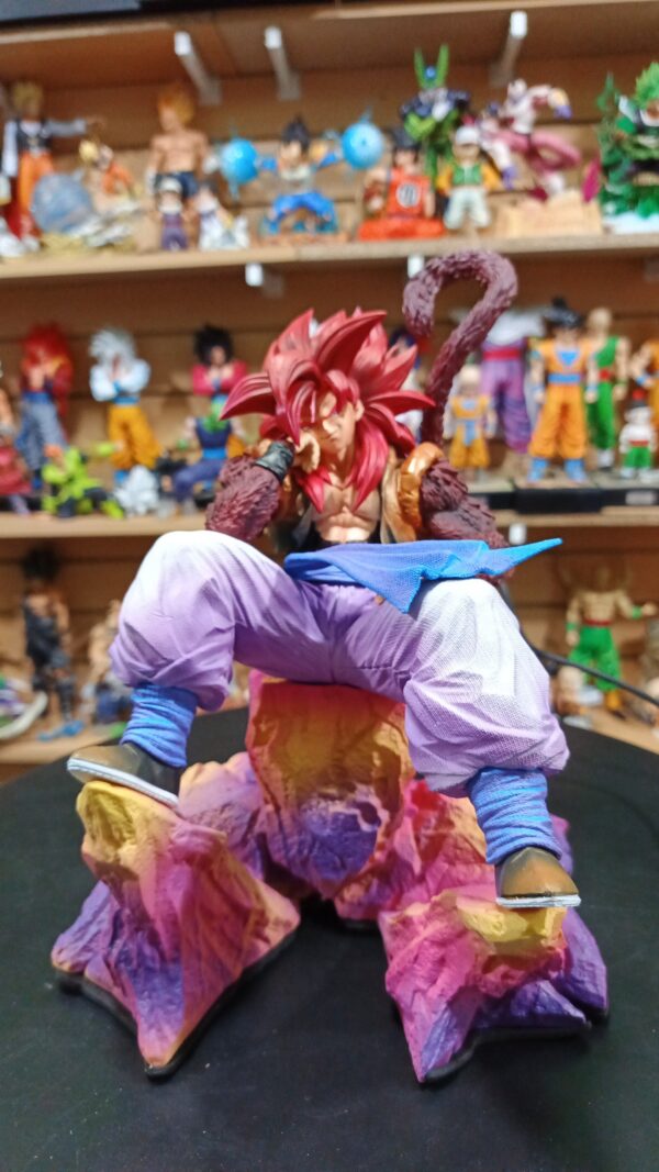 Gogeta face 4
Dragón Ball Gt
Resina 
Tamaño:27cm