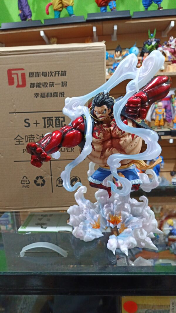 Luffy cuarta macha 
One Piece 
Tamaño:37cm