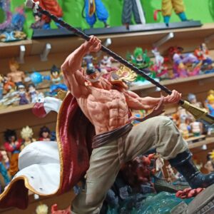 Shirohige
One Piece
Tamaño:41cm