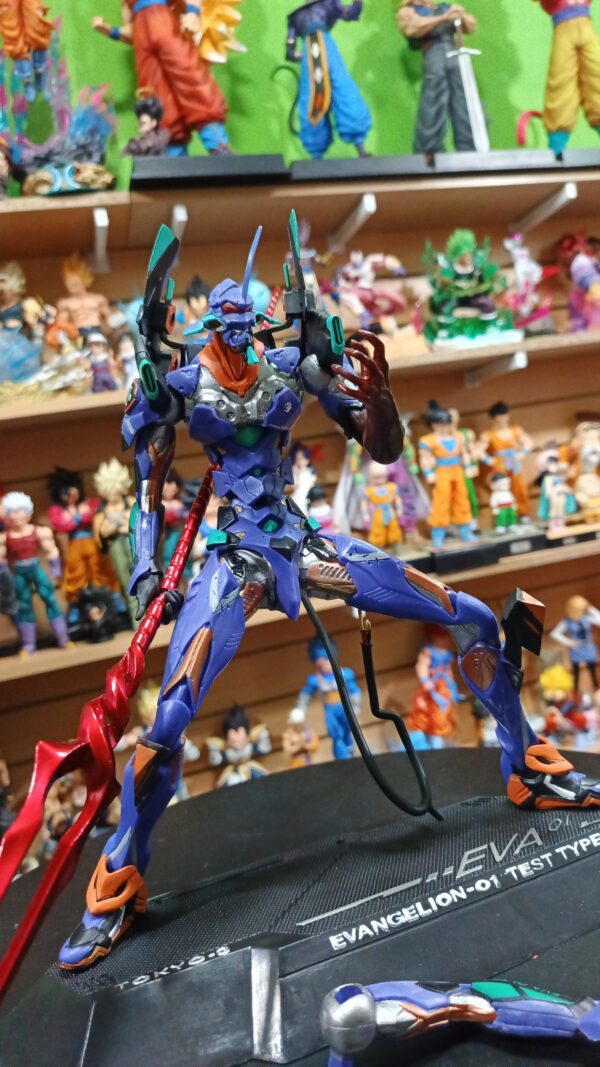 Eva 01 
Evangelio 
Tamaño:32cm