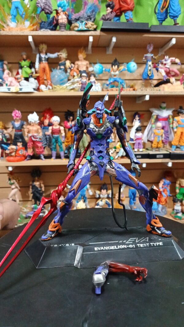 Eva 01 
Evangelio 
Tamaño:32cm