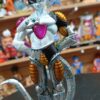 Freezer 
Dragón Ball Z 
Tamaño:22cm