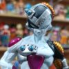 Freezer 
Dragón Ball Z 
Tamaño:22cm