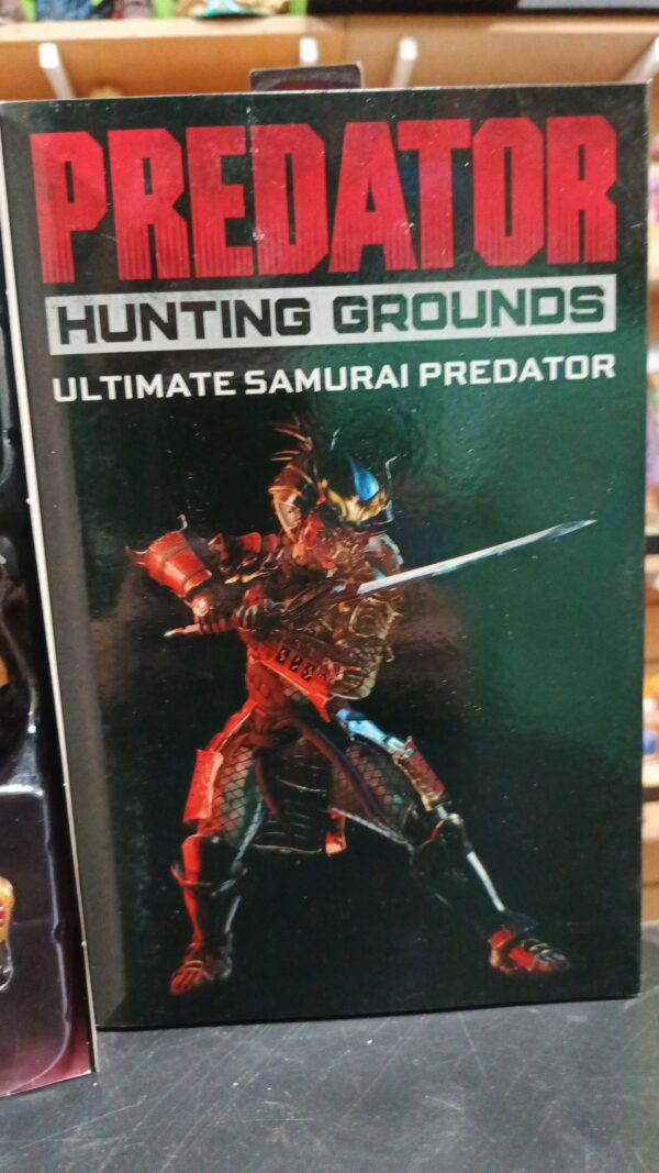 Predator 
Ultime samurái 
Tamaño:18cm