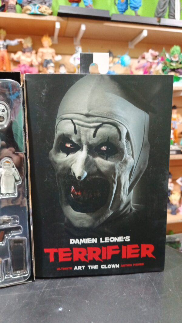 Damien leones
Terrifier
Tamaño:16cm
