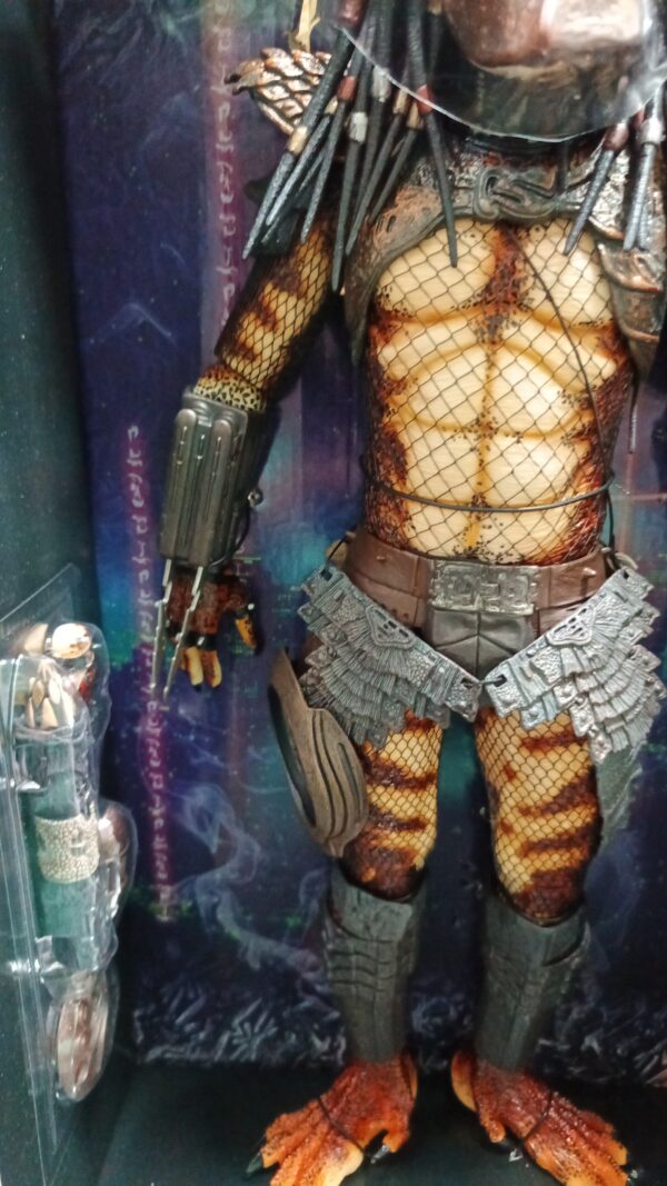 Predator Hunter city 
original 
Tamaño:1/6