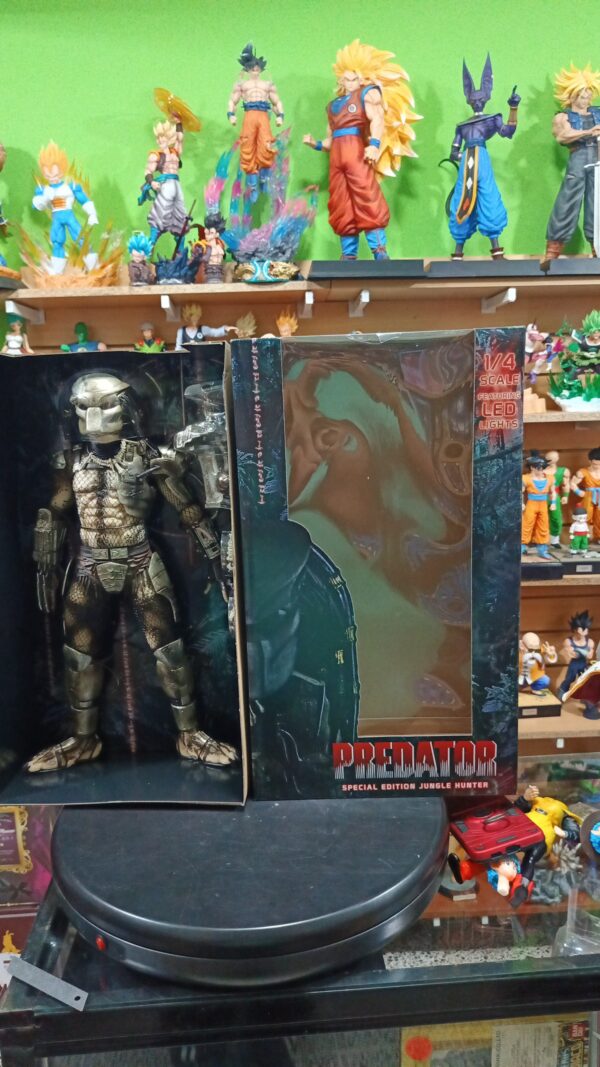 Predator jungler Hunter
original 
Tamaño: 1/6