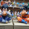 Goku y vegeta magdonal
Dragón Ball Z 
Tamaño:14cm
Promocionando a magdonal ni me pagan por eso 🥲