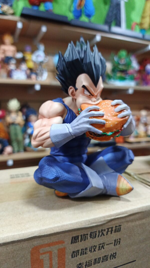 Goku y vegeta magdonal
Dragón Ball Z 
Tamaño:14cm
Promocionando a magdonal ni me pagan por eso 🥲