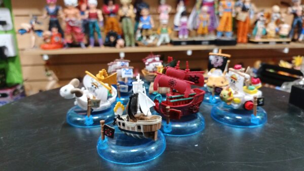 Set barcos de one Piece
One Piece
8 barco
Tamaños:7cm