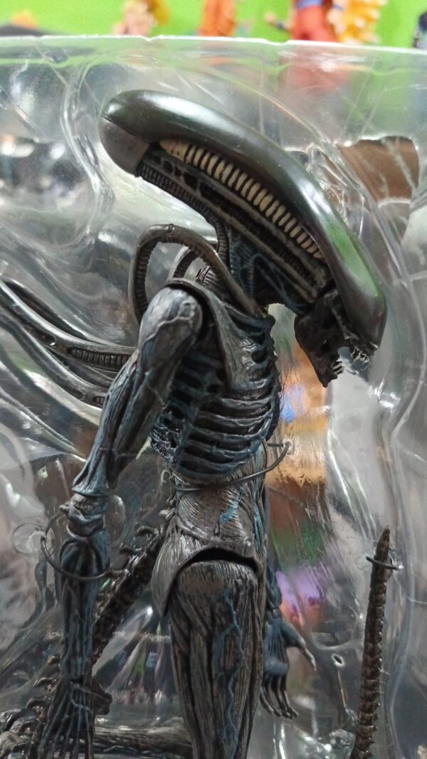 Xenimorph
Alien
Tamaño:27cm