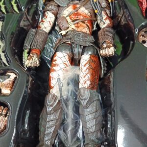 Predator
Hunter city con mascara 
Tamaño 36cm