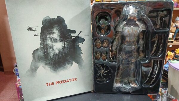 Predator
Elder completo
Tamaño 36cm