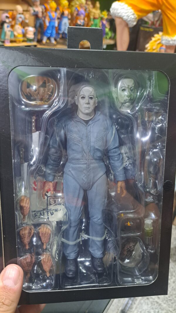 HALLOWEN MICHAEL MYERS 
ORIGINAL NECA 
THE CURSE OF MICHAEL MYERS