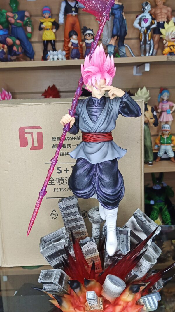 Goku rose     JT studios 
Dragón Ball Super 40cm altura 
precio 5 mil