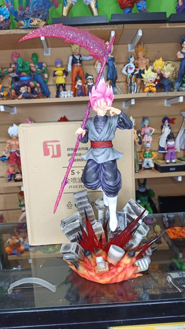 Goku rose     JT studios 
Dragón Ball Super 40cm altura 
precio 5 mil