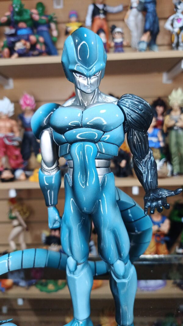 Metal cooler 
Dragón Ball Z 
Tamaño:29cm
