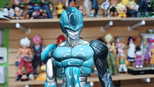 Metal cooler 
Dragón Ball Z 
Tamaño:29cm