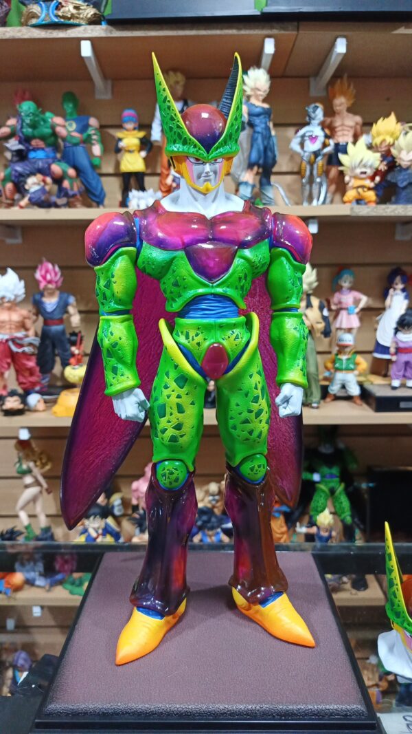 Cell forma perfecta 
Dragón Ball Hero 
Tamaño:48cm