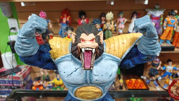 Vegeta ozaru
Dragón Ball Z 
Tamaño:45cm