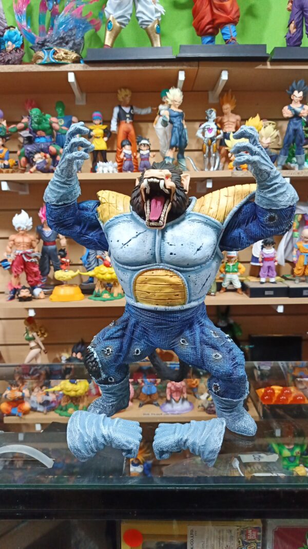 Vegeta ozaru
Dragón Ball Z 
Tamaño:45cm