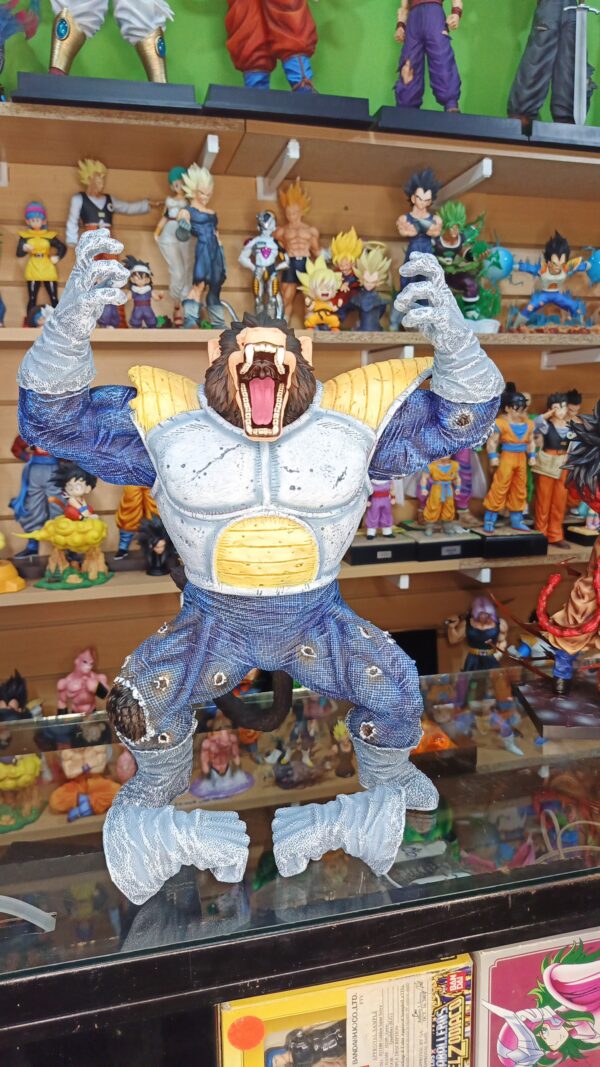 Vegeta ozaru
Dragón Ball Z 
Tamaño:45cm