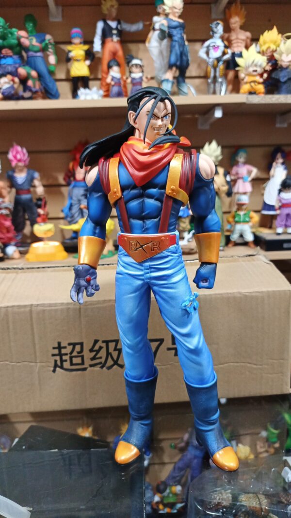 android super 17 
Dragón Ball GT 
Tamaño:34cm