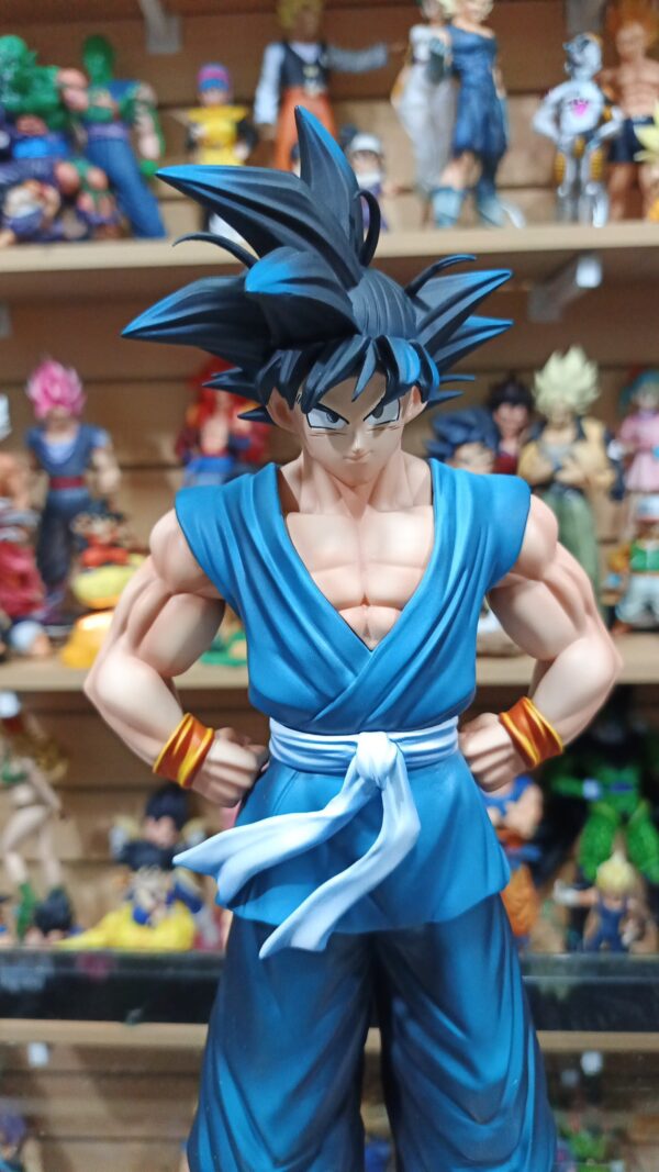 Goku 
(Final de Dragón Ball Z)
Dragón Ball Z, GT 
Tamaño:34cm