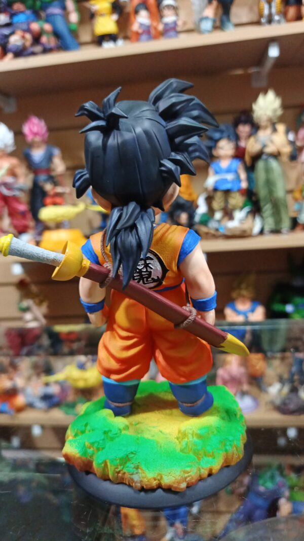 Gohan espada
Dragón Ball Z 
Tamaño:19cm