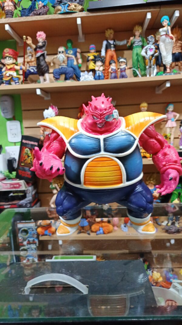 Dodoria
Dragón Ball Z 
Tamaño:pesado 
(29cm)