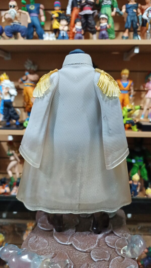 Shirliu de la lluvia 
One Piece
Tamaño:31cm