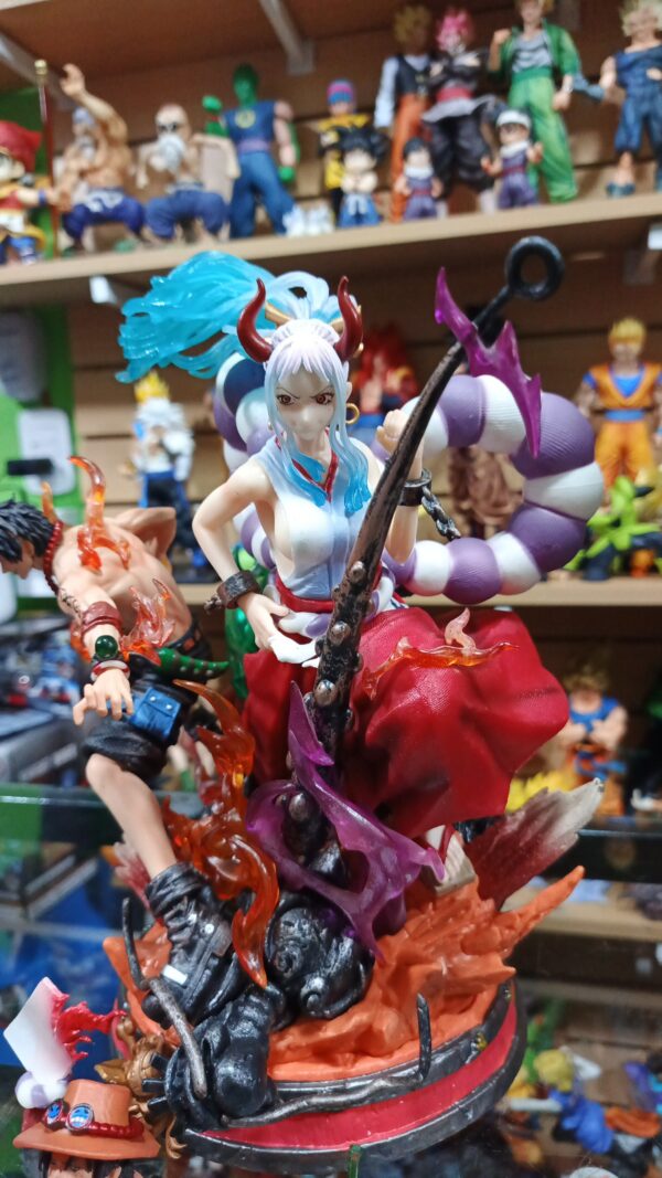 Ace x Yamato 
One Piece
Puño de fuego y la hija de kaido 
Tamaño:30cm