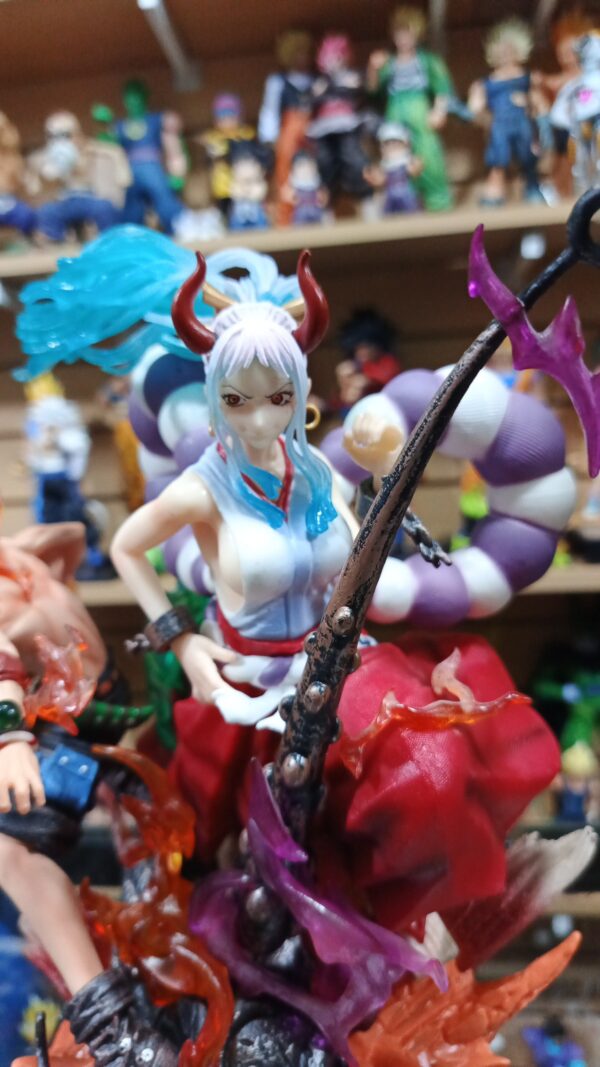 Ace x Yamato 
One Piece
Puño de fuego y la hija de kaido 
Tamaño:30cm
