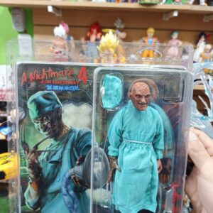 Fredy cruger originales 
tamaño:18cm
doctor