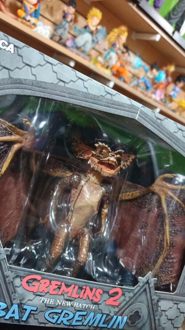Gremlins 🦇 ORIGINAL NECA 
Gremlins 
Tamaño:16cm
Es original de la marca neca