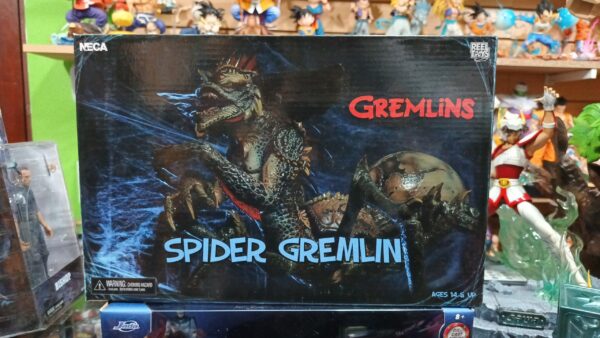 Gremlins 🕷️ arañas
Gremlins 
Tamaño:29cm
Original de la marca neca