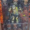 PREDATOR 2 BATTLE DAMAGE CITY HUNTER ORIGINAL NECA 
tamaño:18 aprox
Original