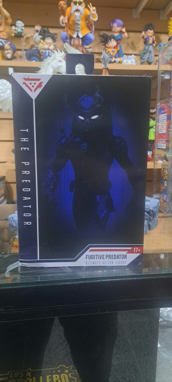FUGITIVE PREDATOR
Predator
Tamaño:18cm
Original