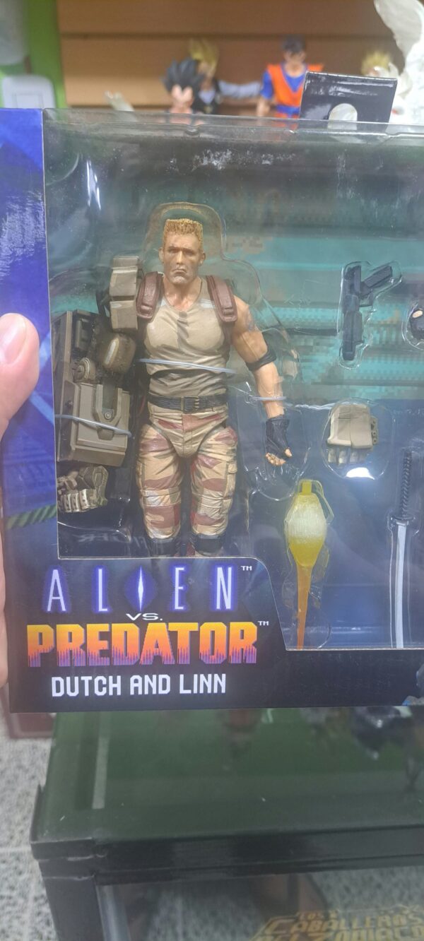 Alien vs predator 
ÁRCADE Dutch and Linn